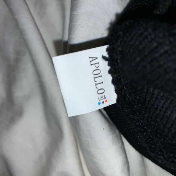 NWOT Equinox Beanie - Picture 4 of 5